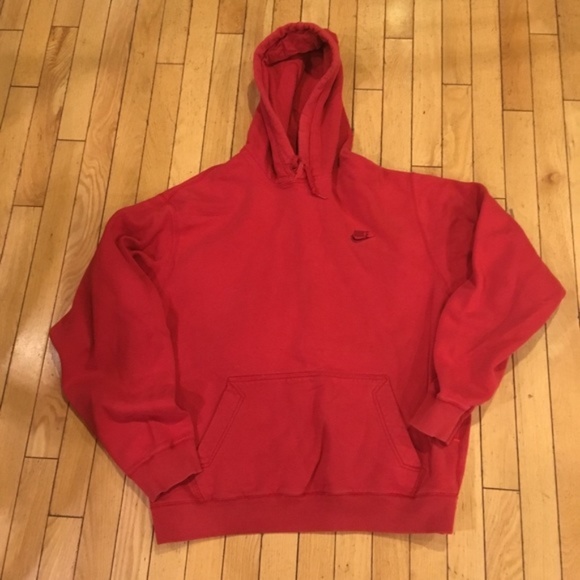 red nike vintage sweatshirt